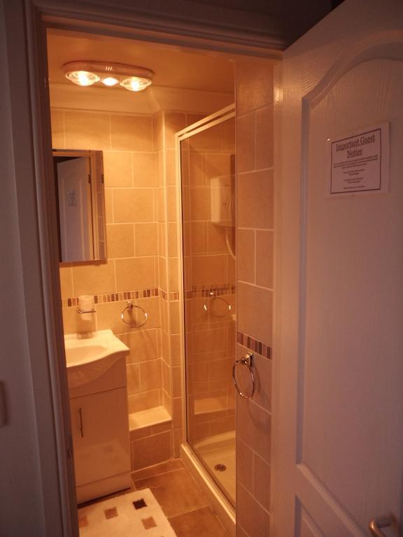 The Golden Lion 3* Maryport